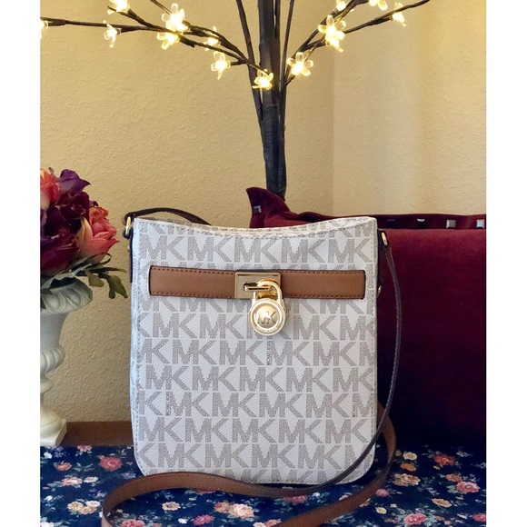 Michael Kors Handbags - *MD SALE* NWT🔥MK Hamilton Traveler Crossbody